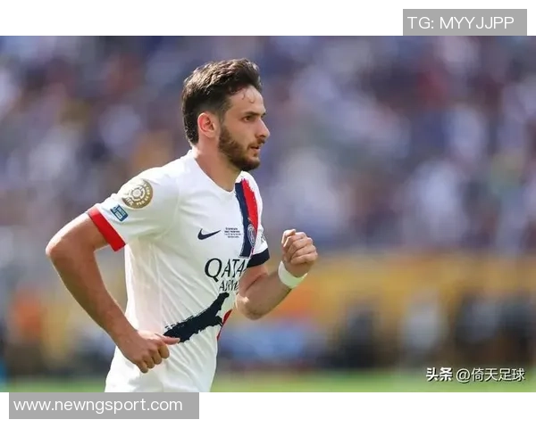 登贝莱因病缺席欧冠比赛舍瓦利耶脚踝伤情持续不愈